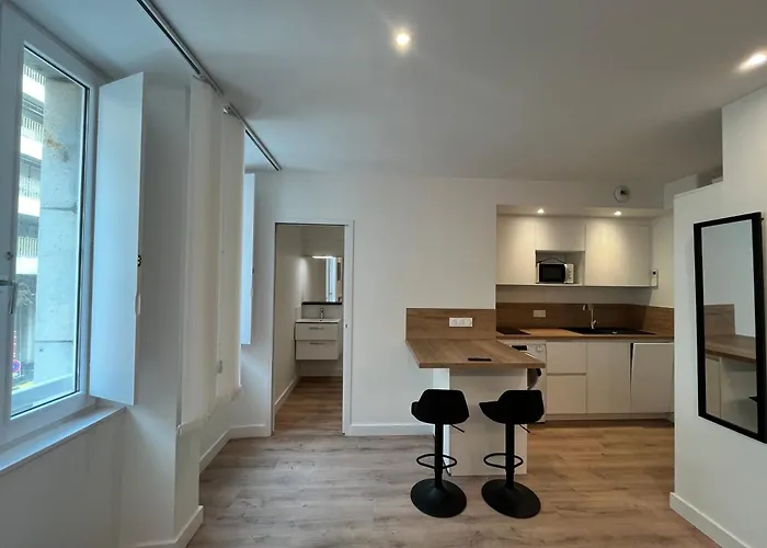 公寓式酒店 Hotel-restaurant Ltb La Table Basque 比亚里茨