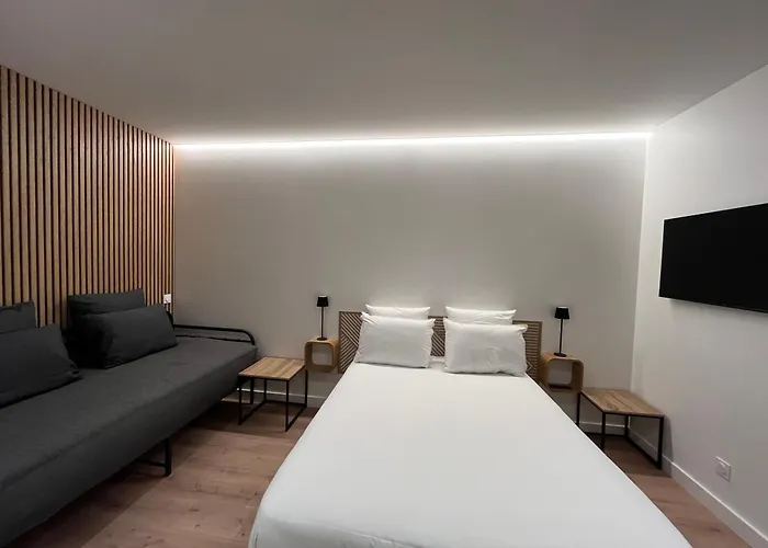 Hotel-restaurant Ltb La Table Basque 公寓式酒店 3*